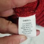 Love Rocks Lightweight short sleeve scoop neck knit sweater . Women's Small Red Photo 3