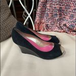 Lilly Pulitzer Suede Peep Toe Wedge Slip On Heels in Black Size 8.5 Photo 3
