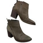 Blondo WATERPROOF Leather Booties Taupe Stacked Block Heel Zipper Closure Size 9 Photo 5
