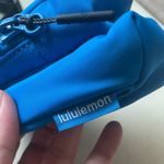 Lululemon Water Bottle Crossbody Bag with Front Pocket 2L - Poolside/Tru… Photo 3