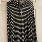 41 Hawthorn Turtle Neck Photo 0