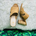 Dress Barn  casual summer / spring casual style chunky heels size 7.5 Photo 2