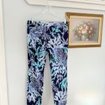 Lilly Pulitzer Swish & Sway Pants Deep Indigo Print Size 10 Ankle Coral Reef Photo 1