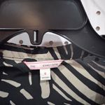 Gap  Women's Black Beige Tropical Leaf Print Short Sleeve Crew Neck Top Size S Photo 2