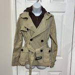 Dollhouse NWT  2 in 1 Women's Khaki removable hooded trench coat Size L Photo 3