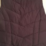 Hollister NWOT Women’s  Puffer Vest Size Small Dark Gray Photo 4