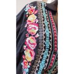 Andrée NWT Andree Women Black long sleeve floral embroidered Blouse size L low high Photo 2