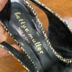 Bettye Muller  Cream Plaid Fabric Slingback Pumps Sz 41 Photo 3