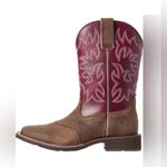 Ariat New in box Women's Delilah Western Boot
Brown and Pink Western Boots Photo 1