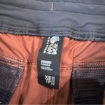Mountain Hardwear NWOT  Basswood Pull-On Shorts Womens, Clay Earth XS Photo 3