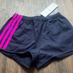 Sweat Shorts in Navy with Magenta Stripes Size M Photo 0