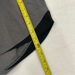 Under Armour UA Heatgear Loose Fit Gray Athletic Running Knit Shorts Women’s XL Photo 4