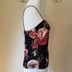 SheIn Floral Crop Top Med Photo 3