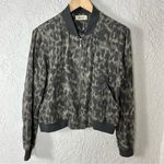 Bella Dahl  | Odelle Camo Bomber Jacket Photo 0