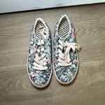 Taos Floral Print Canvas Sneakers Casual Lace Up Women's Shoes tropical resort Green Size 7 Photo 1