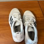 Adidas  Everyset Trainer Running Workout Athletic Tennis Shoe White Black Wmn 8.5 Photo 5