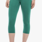 The North Face  hatha Capri conifer teal green cropped Capri yoga Photo 0
