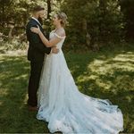 Lilian West Bohemian Off Photo 0