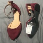 Rue 21  Burgundy Flats Photo 4