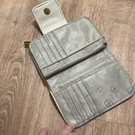 Adrienne Vittadini  | Off White Leather Wallet Photo 3