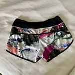 Lululemon Speed Short 2.5” Photo 1