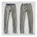 Gymshark β
Flex Leggings - Light Gray Earl/Indigo β
Photo 10