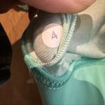 Lululemon  Super Sport Tank | Size 4 | Built-in Bra | EUC Photo 6