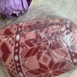 Yelete NWT Pink and Red Slipper Socks Photo 4