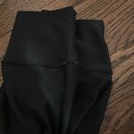 Alo Yoga Leggings Photo 2