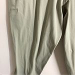 Athleta Salutation Stash Pocket II Capri Pant Eucalyptus Green size 3X Photo 8