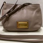 Marc by Marc Jacobs  Classic Q Natasha Pebbled Leather Small Crossbody taupe Photo 0