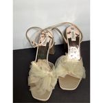 Badgley Mischka New. champagne shoes. Size 10. Retails $240 Photo 3