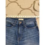 Madewell  The Momjean in Stratfield Wash Blue Jeans, size 25, AA585 Photo 3