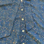 La Bellum  Hillary Scott print blouse Bell Sleeves Navy Tie at neck Women’s Size M Photo 4