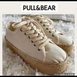 Pull & Bear  women fashion platform sneakers size 6.5 Photo 1