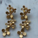 Oscar de la Renta NWOT  Gold Floral Drop Earrings Photo 2