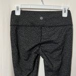 Athleta Heart Beat Chaturanga Tight Size ST Photo 5