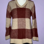 Hem & Thread NEW Checkered Sweater Photo 0