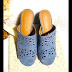 American Eagle  Peep Toe Shoes size 7.5 Photo 2