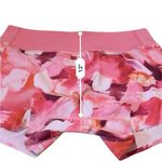 Athleta  Run With It 4.5” Shorts Women’s Size‎ Medium Pink Print Athletic Running Photo 8