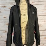 New Balance Windbreaker Photo 1