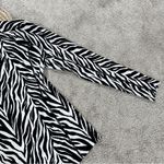 Coolibar Women’s Sun Protection UPF 50+ Zebra Print Shirt Longsleeve Size S Black Photo 5