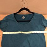 Moving Comfort , blue workout shirt, L/XL Photo 6