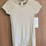 Lululemon  Swiftly Tech Short-Sleeve Shirt 2.0 Hip Length *Textured Knit Sz2 Photo 5