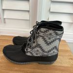 Simply Southern  Gray And Black Aztec Print Duck‎ Boot Size 7 Photo 1