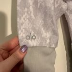 Alo Yoga Vapor Python Snakeskin Goddess leggings size xs Photo 3