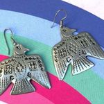 Silver tone Etched Eagle Earrings Silver Photo 0