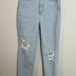 Madewell - The Momjean in Harman Wash: Raw-Hem Edition Light Wash Denim Photo 2