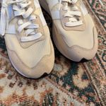 New Balance  237 Women's Beige and White Sneakers Photo 7