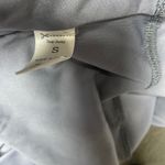 Strappy Back Athletic Crop Tank Top – Women's Size Small – Lavender Gray Photo 4